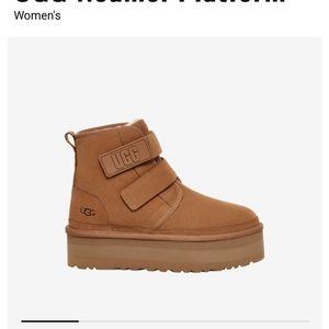 UGG Platform Boots NEW with box size 7